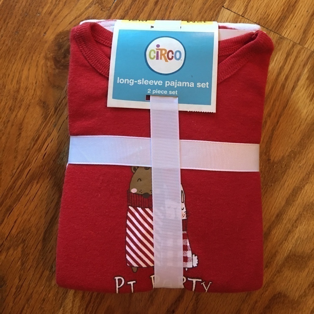 NWT Baby long sleeve holiday pajama set